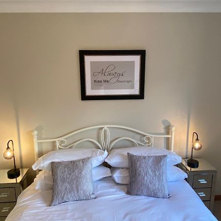 2 Regent Square Villa ไรย์ ภายนอก รูปภาพ